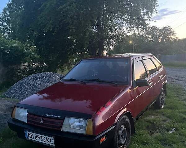 Красный ВАЗ 2109, объемом двигателя 1.5 л и пробегом 300 тыс. км за 1050 $, фото 2 на Automoto.ua