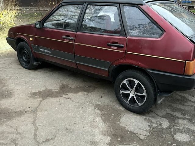 Красный ВАЗ 2109, объемом двигателя 1.6 л и пробегом 30 тыс. км за 830 $, фото 4 на Automoto.ua