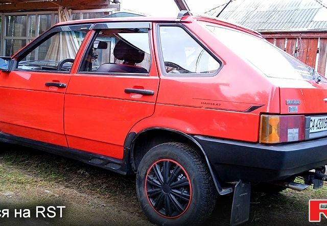 Красный ВАЗ 2109, объемом двигателя 1.5 л и пробегом 260 тыс. км за 1800 $, фото 1 на Automoto.ua