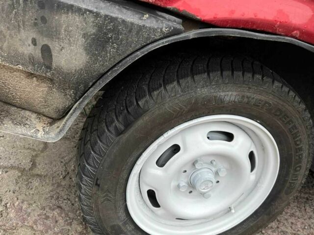 Красный ВАЗ 2109, объемом двигателя 1.3 л и пробегом 18 тыс. км за 1112 $, фото 5 на Automoto.ua