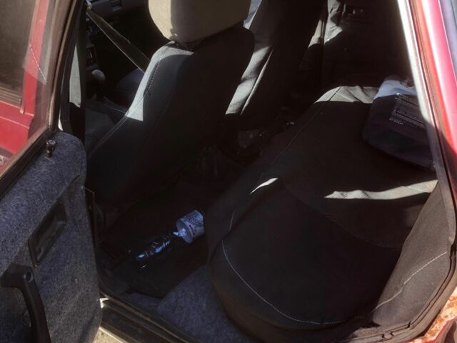 Красный ВАЗ 2109, объемом двигателя 0 л и пробегом 100 тыс. км за 1050 $, фото 4 на Automoto.ua