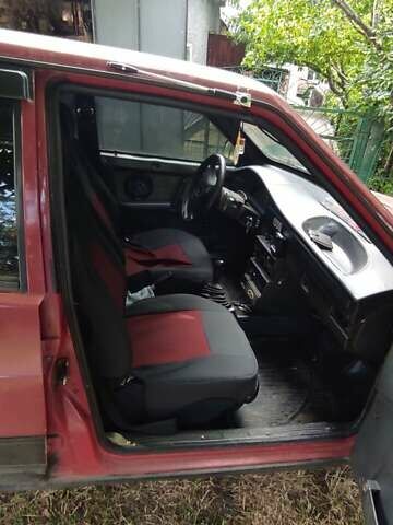 Красный ВАЗ 2109, объемом двигателя 1.5 л и пробегом 111 тыс. км за 1200 $, фото 6 на Automoto.ua