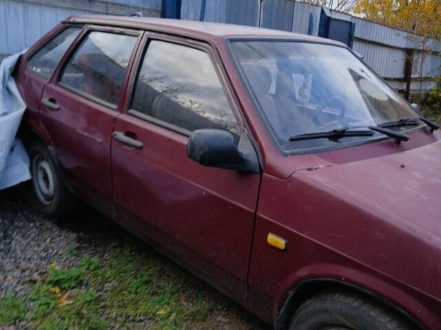 Червоний ВАЗ 2109, об'ємом двигуна 1.5 л та пробігом 44 тис. км за 714 $, фото 1 на Automoto.ua