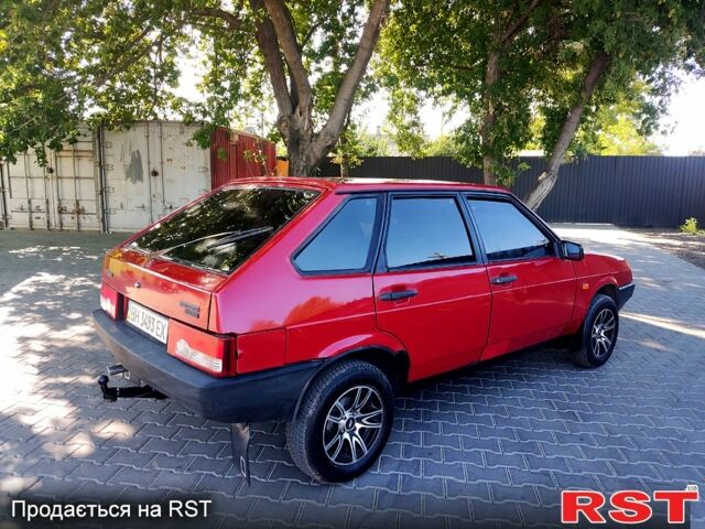 Красный ВАЗ 2109, объемом двигателя 1.3 л и пробегом 80 тыс. км за 1350 $, фото 3 на Automoto.ua
