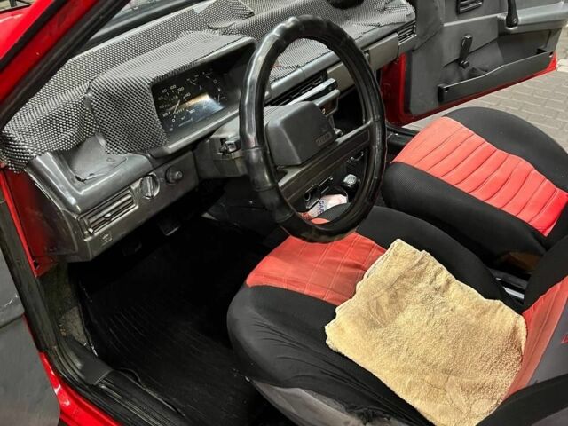 Красный ВАЗ 2109, объемом двигателя 1.5 л и пробегом 8 тыс. км за 1500 $, фото 3 на Automoto.ua