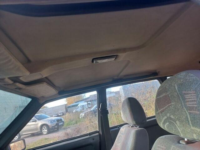 ВАЗ 2109 1995 у Львові на Automoto.ua Червоний ВАЗ 2109, об'ємом двигуна 1.5 л та пробігом 240 тис. км за 650 $, фото 6 на Automoto.ua