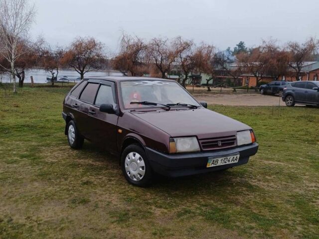 Красный ВАЗ 2109, объемом двигателя 0 л и пробегом 200 тыс. км за 816 $, фото 2 на Automoto.ua