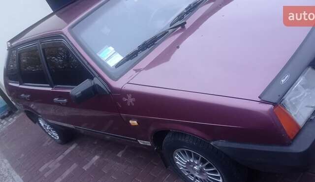 Красный ВАЗ 2109, объемом двигателя 1.5 л и пробегом 164 тыс. км за 2200 $, фото 3 на Automoto.ua