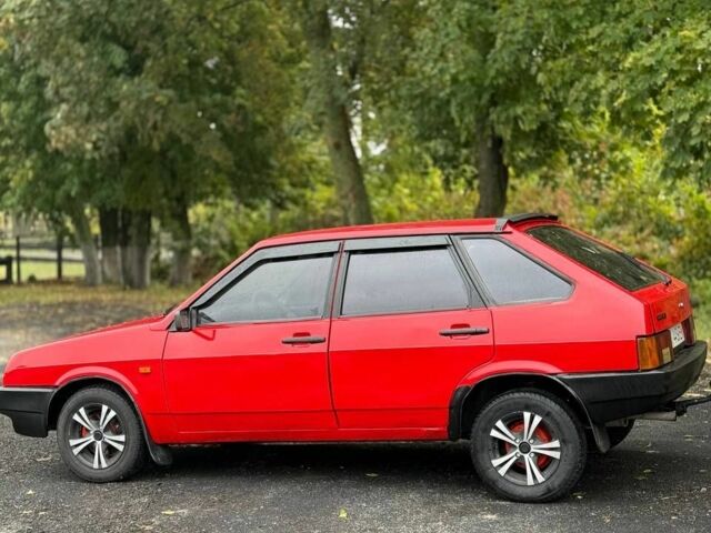 Красный ВАЗ 2109, объемом двигателя 1.3 л и пробегом 175 тыс. км за 1650 $, фото 2 на Automoto.ua