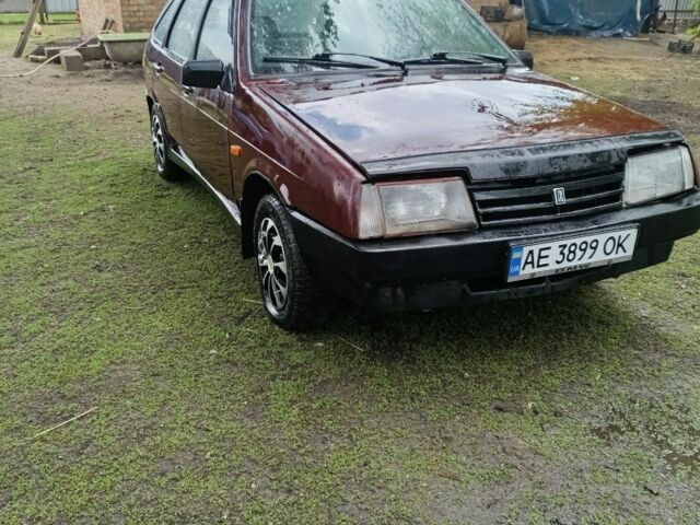 Красный ВАЗ 2109, объемом двигателя 0 л и пробегом 280 тыс. км за 948 $, фото 2 на Automoto.ua