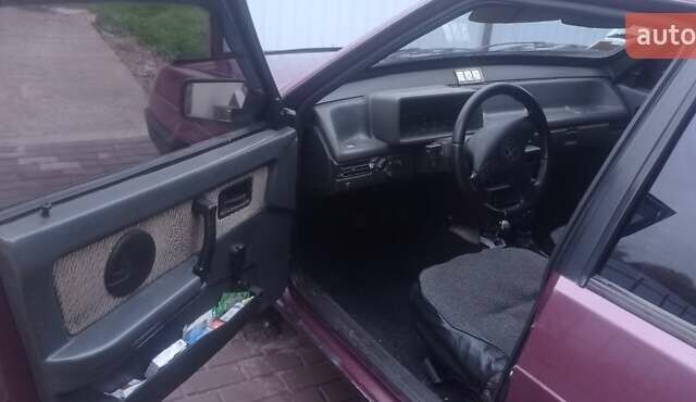 Красный ВАЗ 2109, объемом двигателя 1.5 л и пробегом 164 тыс. км за 2200 $, фото 6 на Automoto.ua