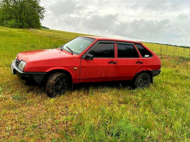 Красный ВАЗ 2109, объемом двигателя 1.5 л и пробегом 100 тыс. км за 1300 $, фото 6 на Automoto.ua