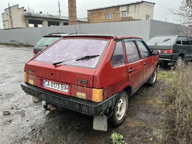 Красный ВАЗ 2109, объемом двигателя 1.5 л и пробегом 60 тыс. км за 759 $, фото 3 на Automoto.ua