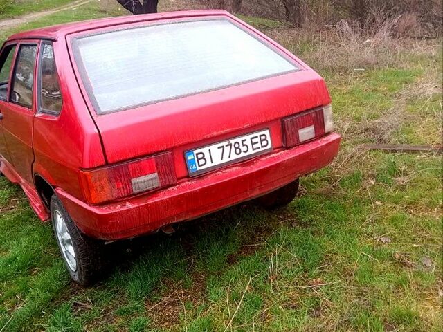 Красный ВАЗ 2109, объемом двигателя 1.5 л и пробегом 205 тыс. км за 500 $, фото 3 на Automoto.ua