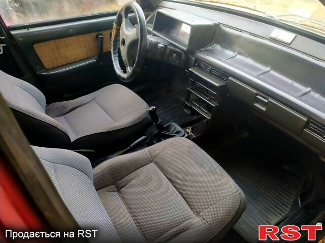 Червоний ВАЗ 2109, об'ємом двигуна 1.5 л та пробігом 0 тис. км за 866 $, фото 3 на Automoto.ua