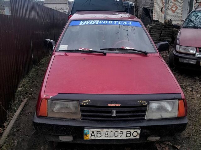 Красный ВАЗ 2109, объемом двигателя 15 л и пробегом 0 тыс. км за 650 $, фото 3 на Automoto.ua