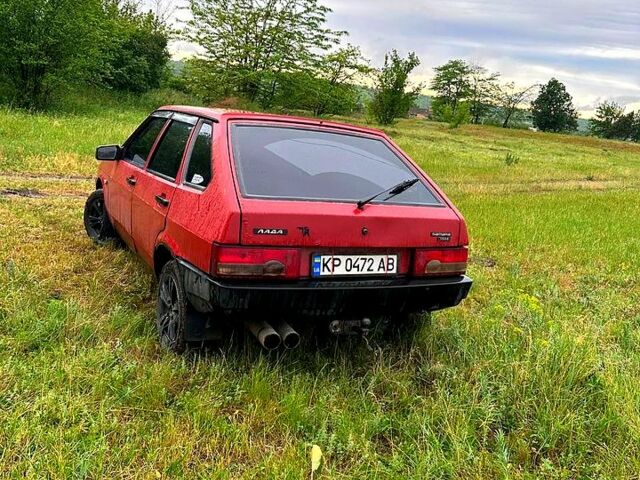 Красный ВАЗ 2109, объемом двигателя 1.5 л и пробегом 100 тыс. км за 1300 $, фото 4 на Automoto.ua