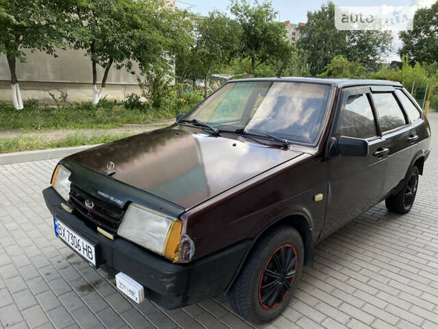 Красный ВАЗ 2109, объемом двигателя 1.5 л и пробегом 326 тыс. км за 1000 $, фото 1 на Automoto.ua