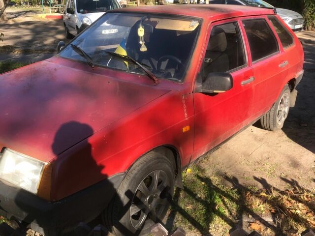 Красный ВАЗ 2109, объемом двигателя 0 л и пробегом 100 тыс. км за 1050 $, фото 1 на Automoto.ua