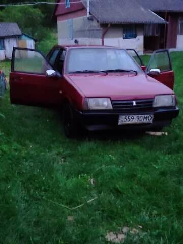 Красный ВАЗ 2109, объемом двигателя 1.5 л и пробегом 390 тыс. км за 700 $, фото 1 на Automoto.ua