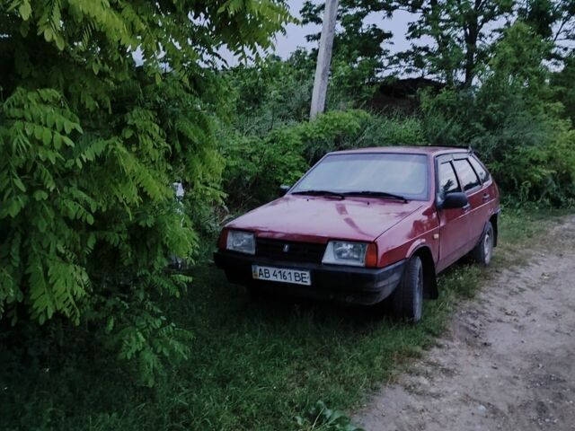 Красный ВАЗ 2109, объемом двигателя 1.5 л и пробегом 95 тыс. км за 650 $, фото 1 на Automoto.ua