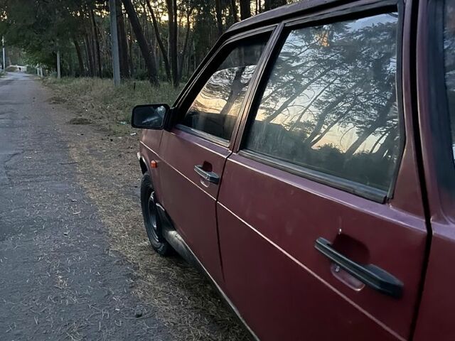 Червоний ВАЗ 2109, об'ємом двигуна 1.5 л та пробігом 228 тис. км за 840 $, фото 2 на Automoto.ua