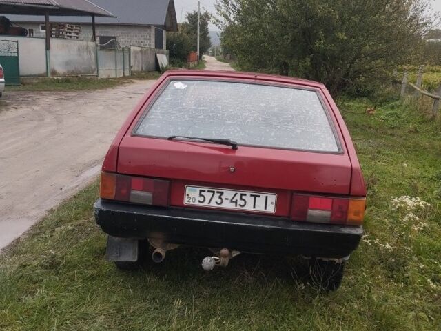 Красный ВАЗ 2109, объемом двигателя 0 л и пробегом 333 тыс. км за 700 $, фото 2 на Automoto.ua