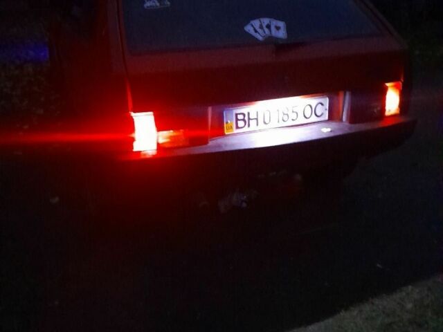 Красный ВАЗ 2109, объемом двигателя 0 л и пробегом 1000 тыс. км за 900 $, фото 2 на Automoto.ua