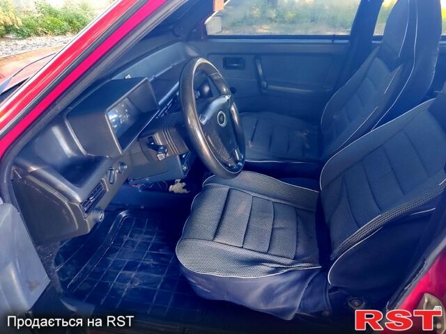 Красный ВАЗ 2109, объемом двигателя 1.3 л и пробегом 80 тыс. км за 1350 $, фото 4 на Automoto.ua