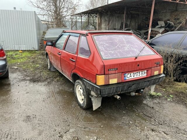 Красный ВАЗ 2109, объемом двигателя 1.5 л и пробегом 60 тыс. км за 759 $, фото 2 на Automoto.ua