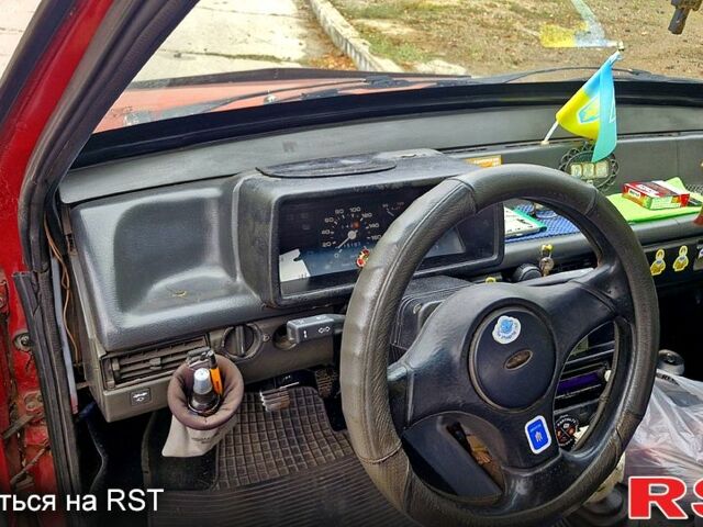 Червоний ВАЗ 2109, об'ємом двигуна 1.5 л та пробігом 300 тис. км за 1000 $, фото 3 на Automoto.ua