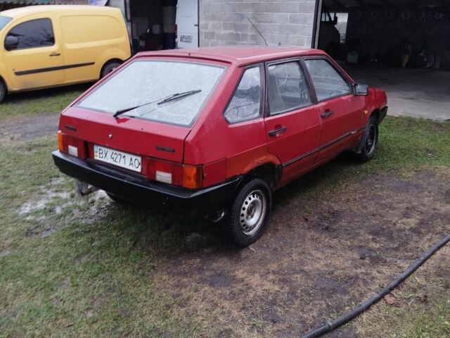 Красный ВАЗ 2109, объемом двигателя 1.5 л и пробегом 150 тыс. км за 450 $, фото 4 на Automoto.ua