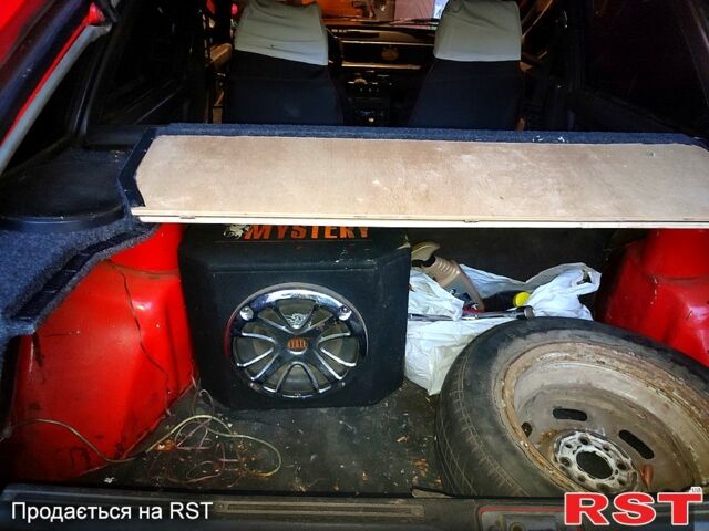 Красный ВАЗ 2109, объемом двигателя 1.3 л и пробегом 130 тыс. км за 1750 $, фото 3 на Automoto.ua