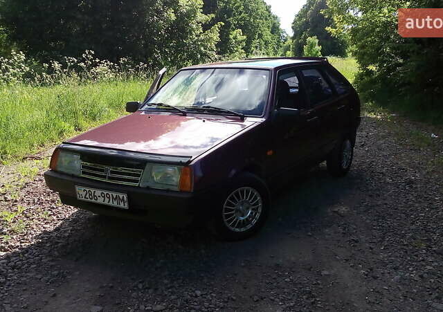 Красный ВАЗ 2109, объемом двигателя 1.5 л и пробегом 164 тыс. км за 2200 $, фото 1 на Automoto.ua