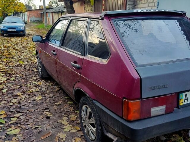 Красный ВАЗ 2109, объемом двигателя 1.3 л и пробегом 120 тыс. км за 800 $, фото 5 на Automoto.ua