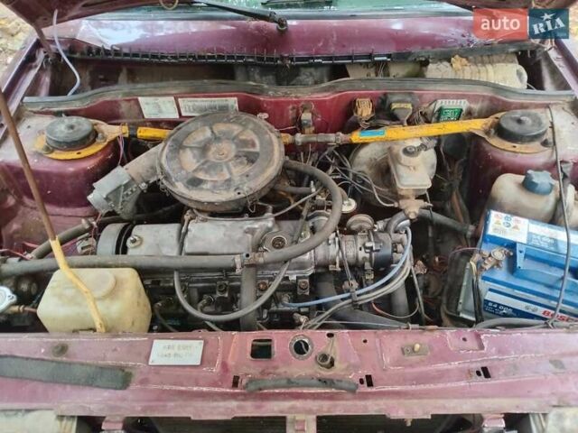 ВАЗ 2109 1996 в Николаеве на Automoto.ua Красный ВАЗ 2109, объемом двигателя 1.6 л и пробегом 320 тыс. км за 1186 $, фото 2 на Automoto.ua