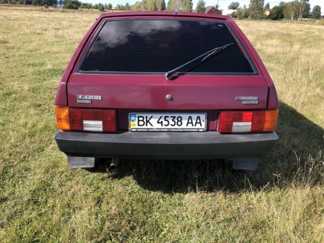 ВАЗ 2109 1996 в Владимирце на Automoto.ua Красный ВАЗ 2109, объемом двигателя 1.5 л и пробегом 77 тыс. км за 1250 $, фото 3 на Automoto.ua