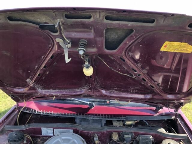 ВАЗ 2109 1996 в Владимирце на Automoto.ua Красный ВАЗ 2109, объемом двигателя 1.5 л и пробегом 77 тыс. км за 1250 $, фото 10 на Automoto.ua