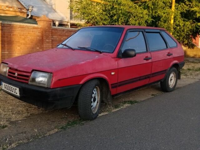 Красный ВАЗ 2109, объемом двигателя 0 л и пробегом 182 тыс. км за 700 $, фото 3 на Automoto.ua