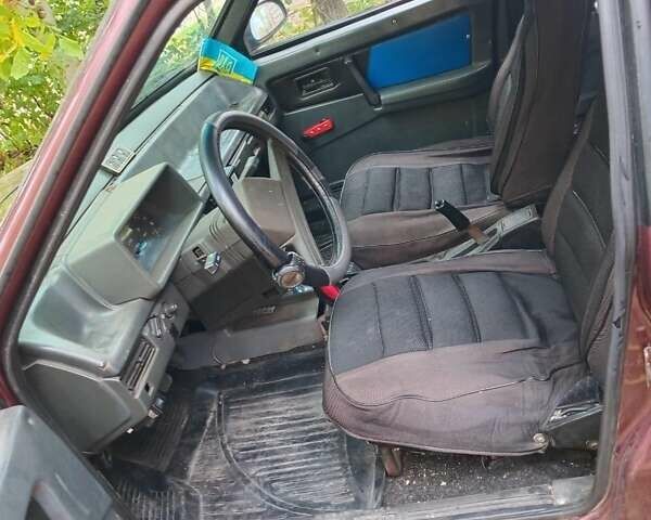 ВАЗ 2109 1996 в Николаеве на Automoto.ua Красный ВАЗ 2109, объемом двигателя 1.6 л и пробегом 320 тыс. км за 1186 $, фото 7 на Automoto.ua