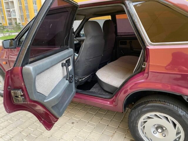 Червоний ВАЗ 2109, об'ємом двигуна 1.5 л та пробігом 121 тис. км за 1650 $, фото 12 на Automoto.ua