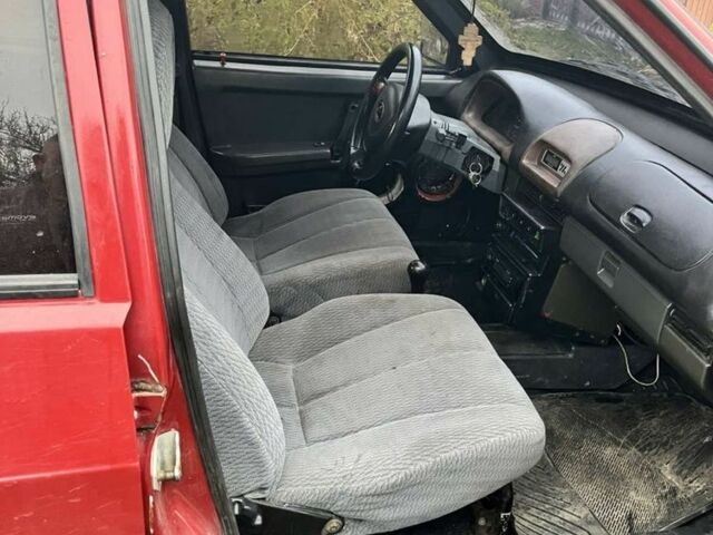 Красный ВАЗ 2109, объемом двигателя 1.5 л и пробегом 200 тыс. км за 953 $, фото 6 на Automoto.ua