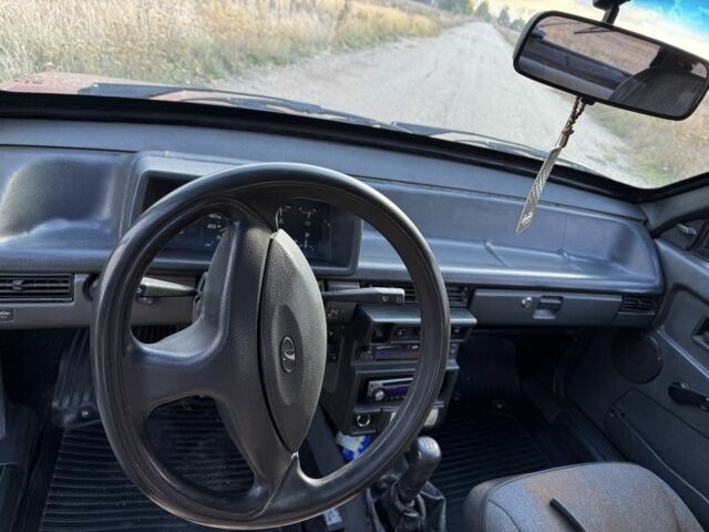 Красный ВАЗ 2109, объемом двигателя 1.5 л и пробегом 396 тыс. км за 1600 $, фото 5 на Automoto.ua