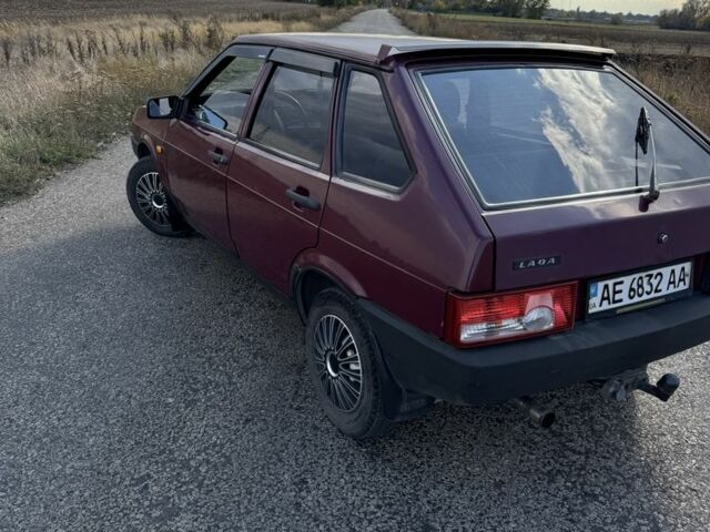 Красный ВАЗ 2109, объемом двигателя 1.5 л и пробегом 396 тыс. км за 1600 $, фото 4 на Automoto.ua