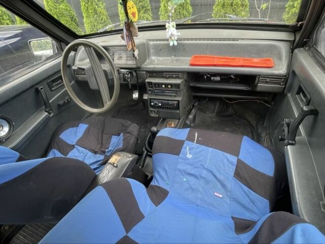 Красный ВАЗ 2109, объемом двигателя 1.5 л и пробегом 123 тыс. км за 450 $, фото 6 на Automoto.ua