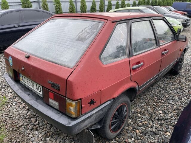 Красный ВАЗ 2109, объемом двигателя 1.5 л и пробегом 123 тыс. км за 450 $, фото 4 на Automoto.ua