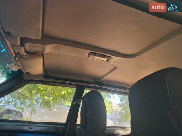 ВАЗ 2109 1996 в Николаеве на Automoto.ua Красный ВАЗ 2109, объемом двигателя 1.6 л и пробегом 320 тыс. км за 1186 $, фото 4 на Automoto.ua