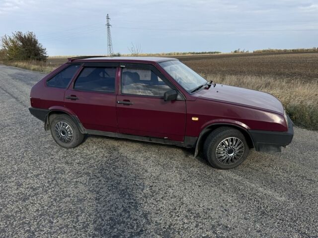 Красный ВАЗ 2109, объемом двигателя 1.5 л и пробегом 396 тыс. км за 1600 $, фото 2 на Automoto.ua