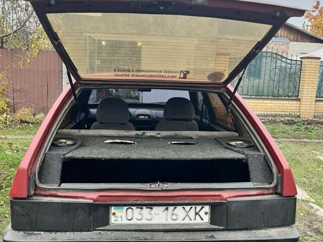 Красный ВАЗ 2109, объемом двигателя 1.5 л и пробегом 200 тыс. км за 953 $, фото 4 на Automoto.ua