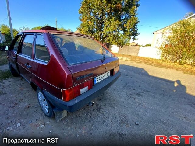 Красный ВАЗ 2109, объемом двигателя 1.5 л и пробегом 105 тыс. км за 1000 $, фото 1 на Automoto.ua